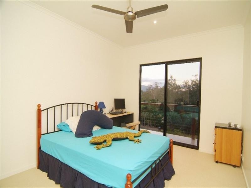 38 Eshelby Drive, Cannonvale QLD 4802