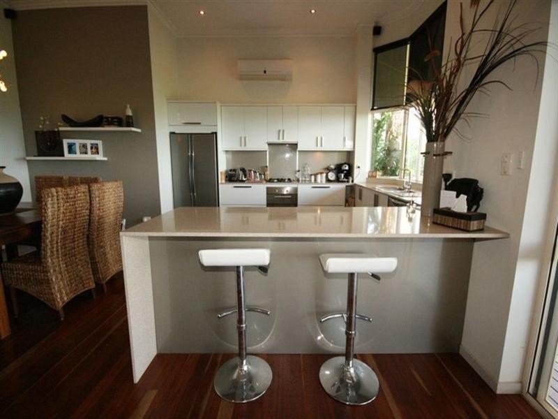 6 Whitehaven Crescent, Cannonvale QLD 4802