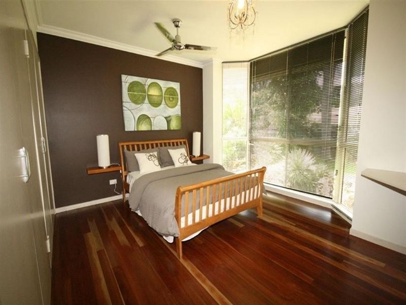 6 Whitehaven Crescent, Cannonvale QLD 4802