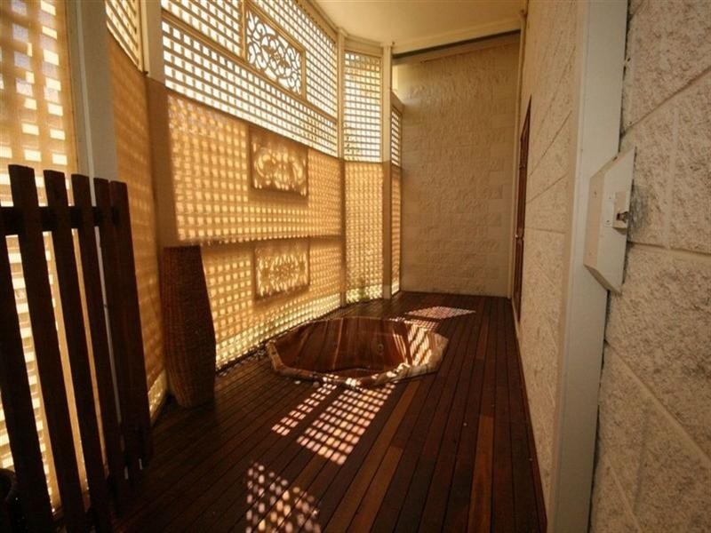 6 Whitehaven Crescent, Cannonvale QLD 4802