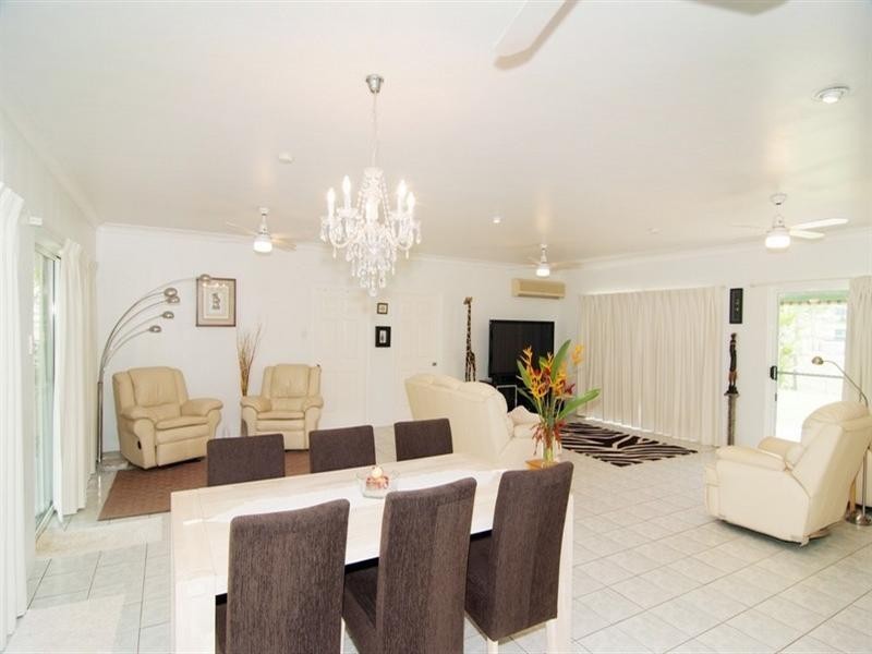 44 Lelona Drive, Bloomsbury QLD 4799