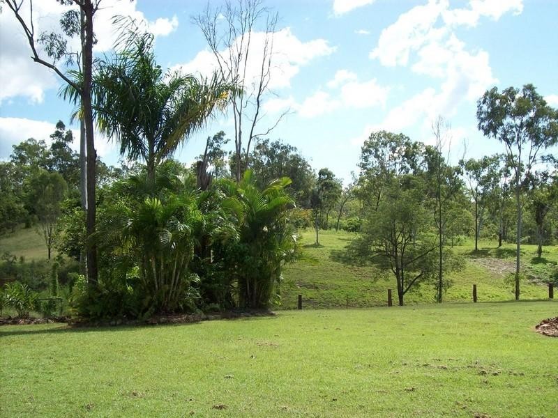 44 Lelona Drive, Bloomsbury QLD 4799