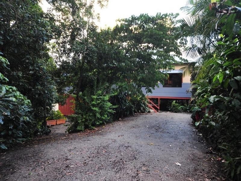 24 Wildlife Road, Jubilee Pocket QLD 4802