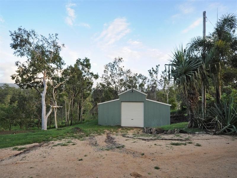 228 Paluma Road, Cannonvale QLD 4802