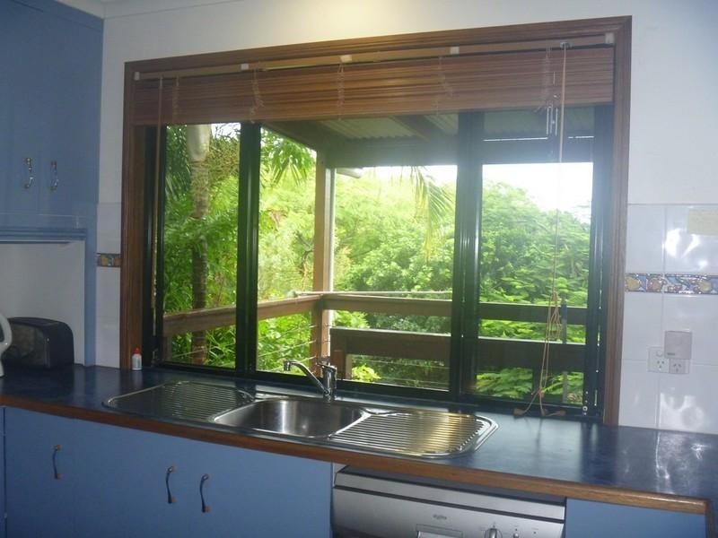 2 Sunbird Close, Jubilee Pocket QLD 4802