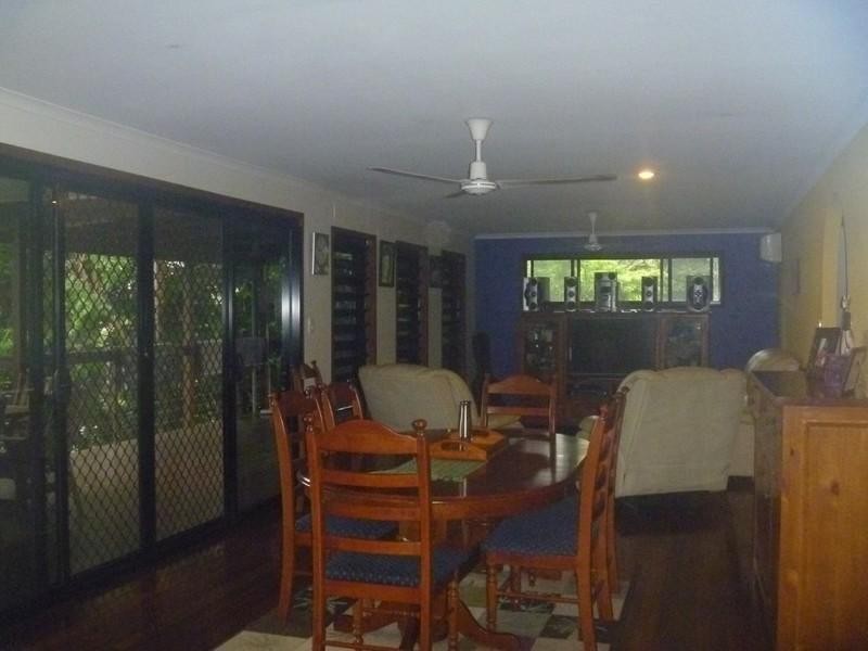 2 Sunbird Close, Jubilee Pocket QLD 4802