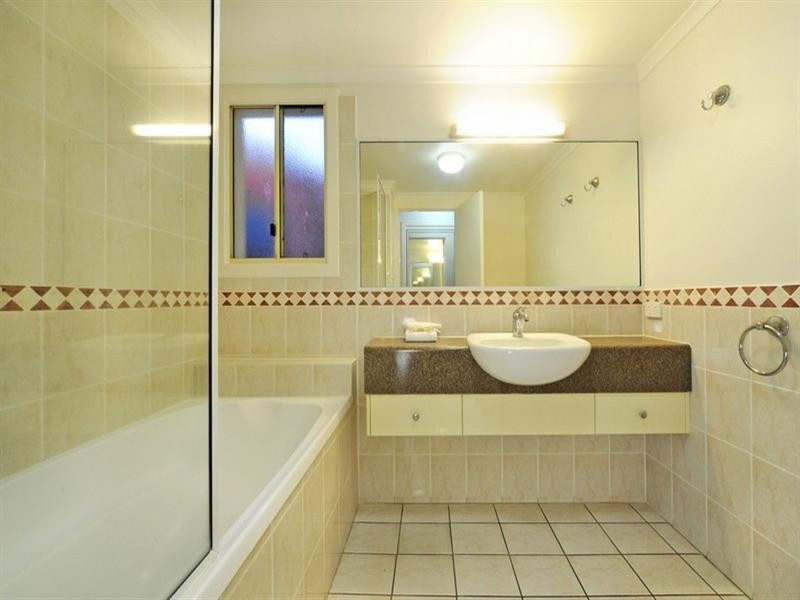 9/18 Golden Orchid Drive, Airlie Beach QLD 4802