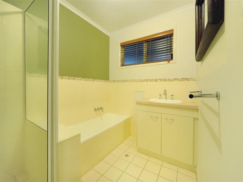 16 Sandpiper Crescent, Jubilee Pocket QLD 4802