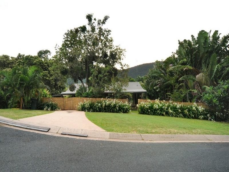 16 Sandpiper Crescent, Jubilee Pocket QLD 4802