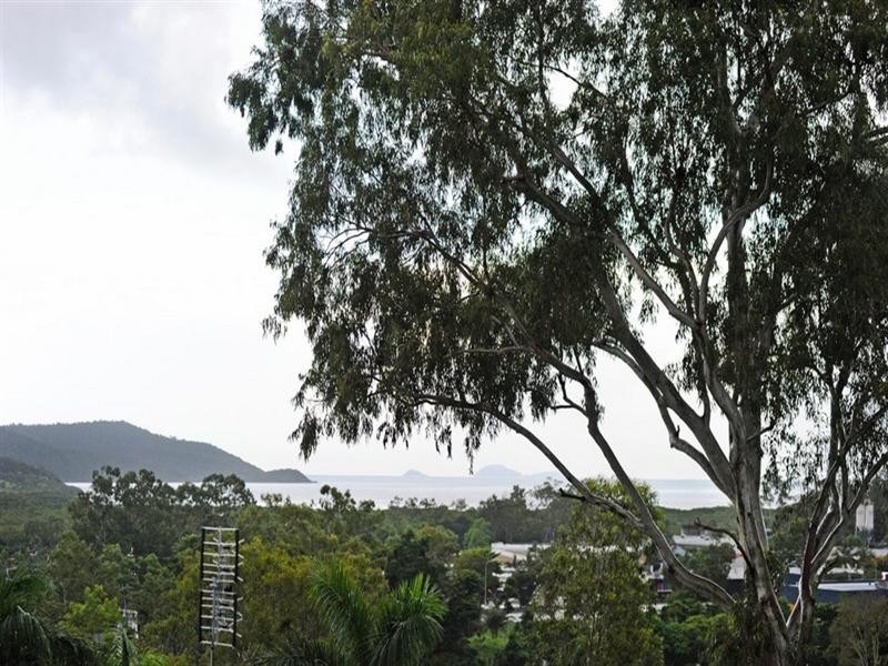 3 Hamilton Avenue, Cannonvale QLD 4802