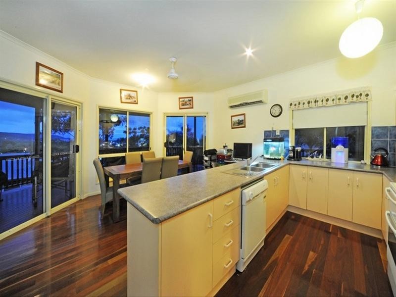 3 Hamilton Avenue, Cannonvale QLD 4802