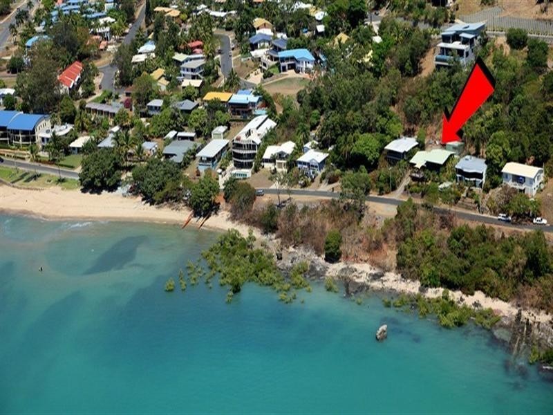 12 Coral Esplanade, Cannonvale QLD 4802