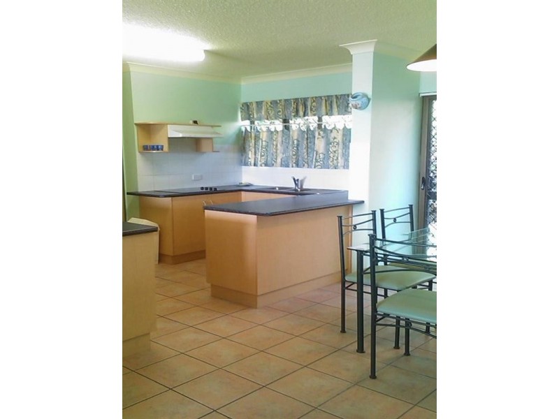 27/2 Eshelby Drive, Cannonvale QLD 4802