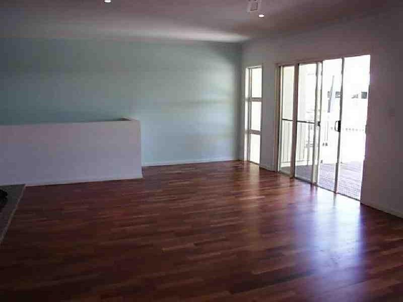 17/21 Shute Harbour Road, Cannonvale QLD 4802