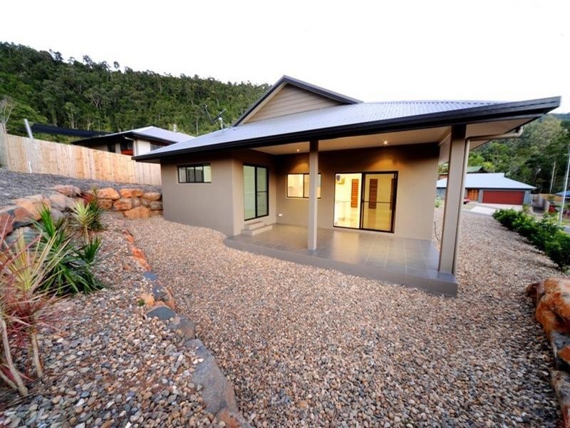 55 Jones Road, Cannonvale QLD 4802