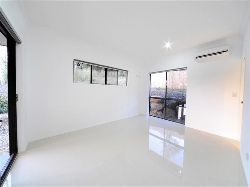 55 Jones Road, Cannonvale QLD 4802