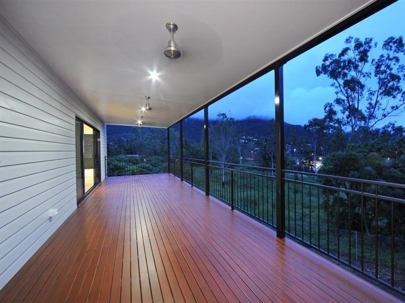 13 Beth Court, Cannonvale QLD 4802