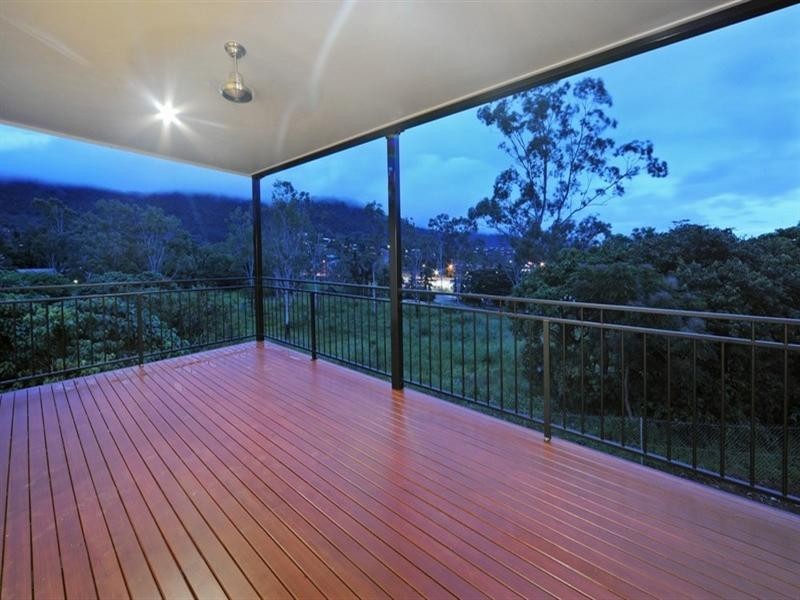 13 Beth Court, Cannonvale QLD 4802