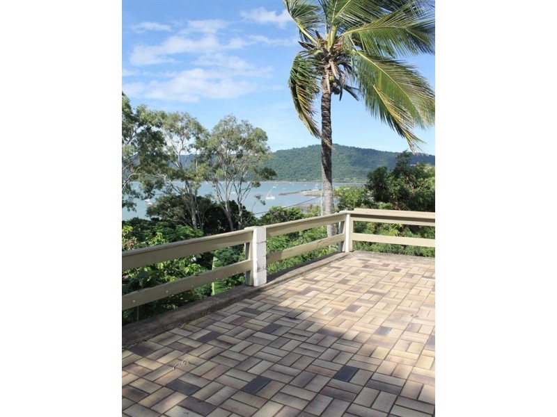 32 Airlie Crescent, Airlie Beach QLD 4802