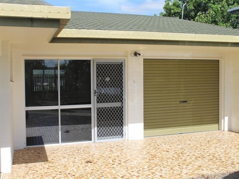 32 Airlie Crescent, Airlie Beach QLD 4802