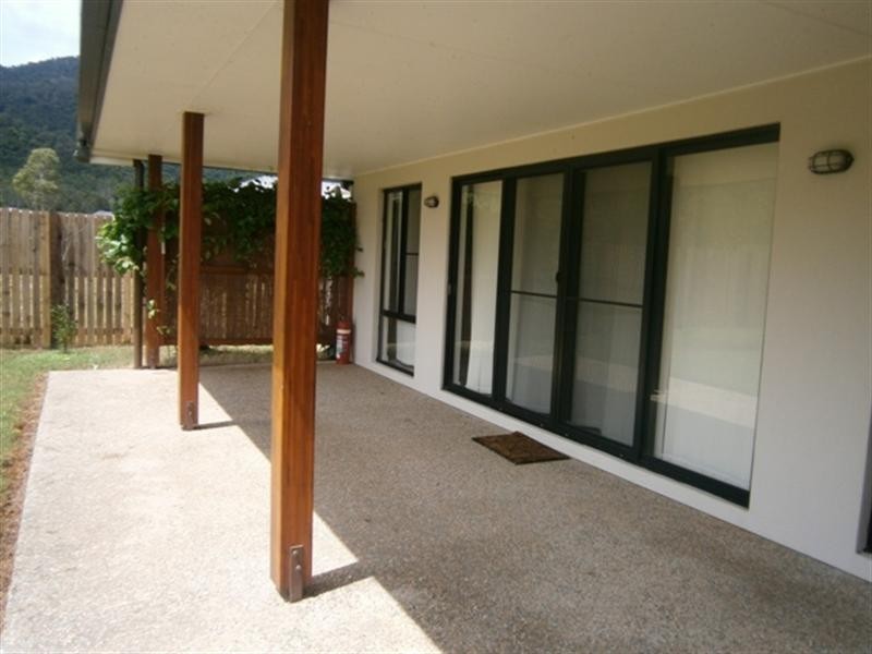 53 Parker Road, Cannonvale QLD 4802