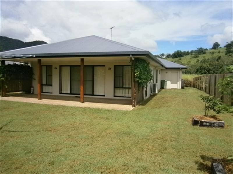 53 Parker Road, Cannonvale QLD 4802