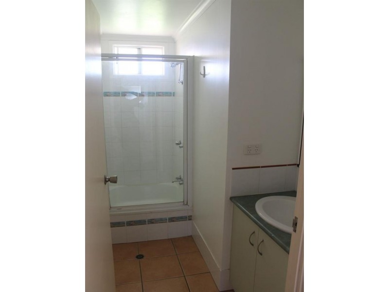 17/11 Island Drive, Cannonvale QLD 4802