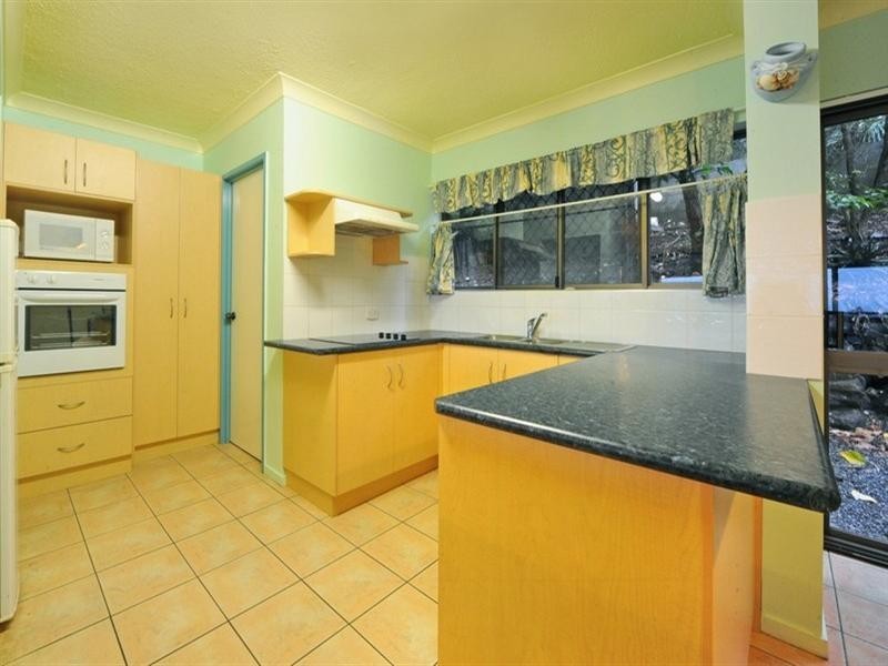 27/6 Eshelby Drive, Cannonvale QLD 4802