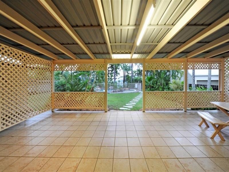 20 Illawong Street, Cannonvale QLD 4802