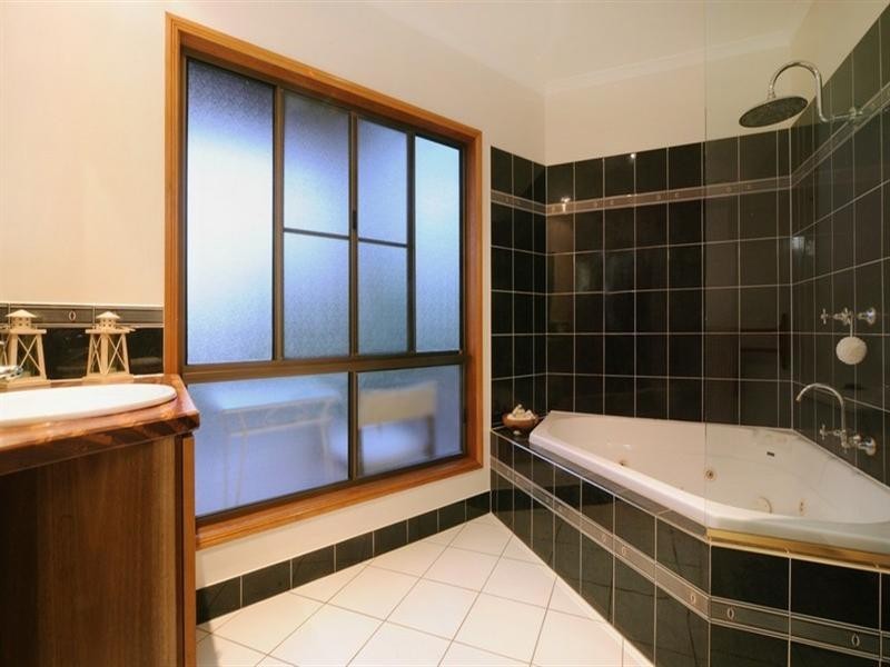 7 Jones Road, Cannonvale QLD 4802