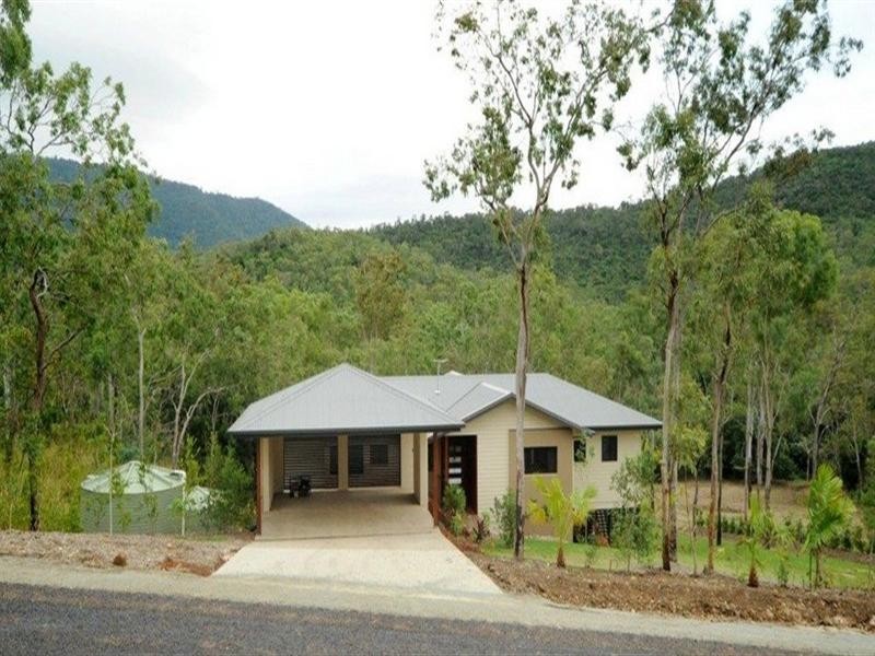 11 Paluma Estate, Paluma Road, Cannonvale QLD 4802