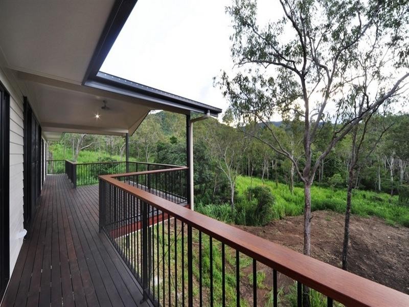 11 Paluma Estate, Paluma Road, Cannonvale QLD 4802