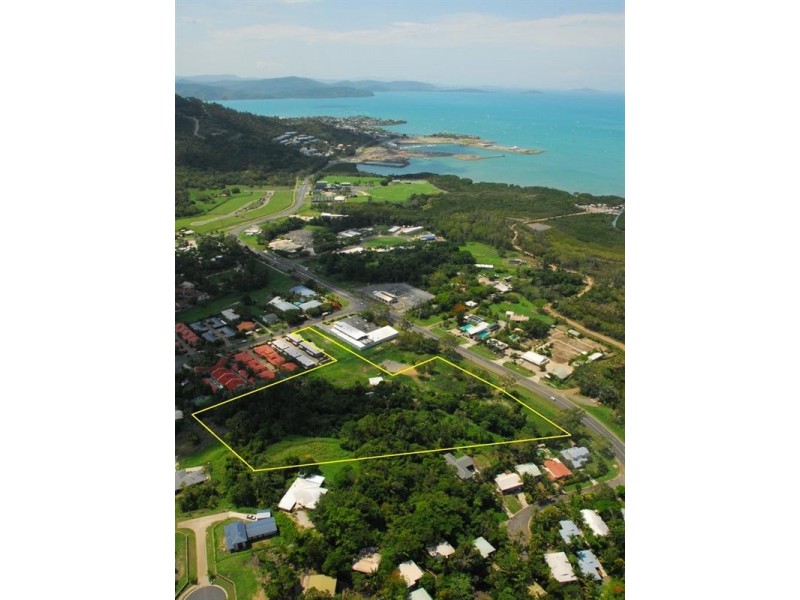 3 Shute Harbour Road, Jubilee Pocket QLD 4802