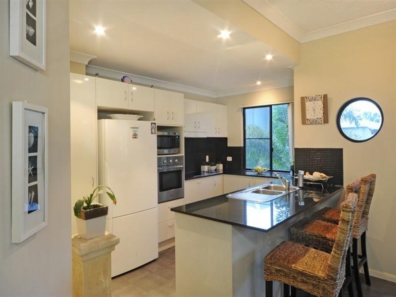 5/14 Altmann Avenue, Cannonvale QLD 4802