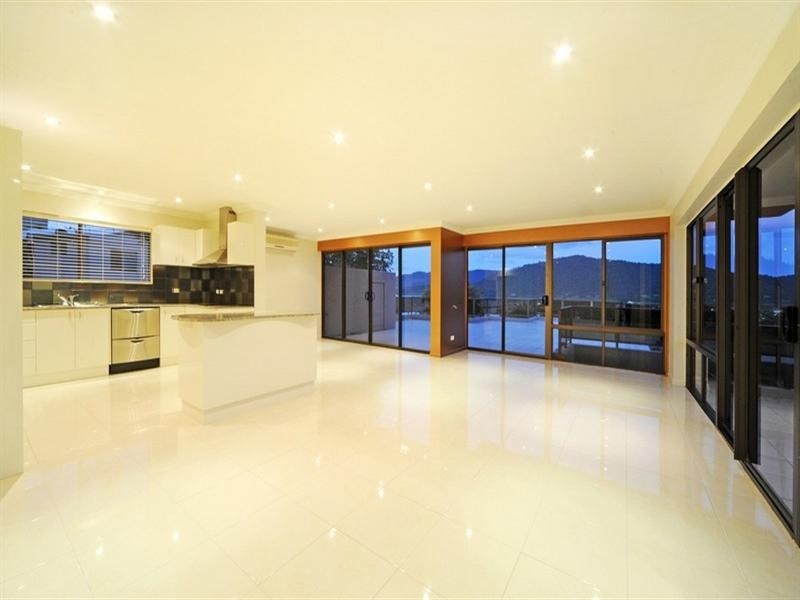 4 & 6/13 Begley Street, Airlie Beach QLD 4802