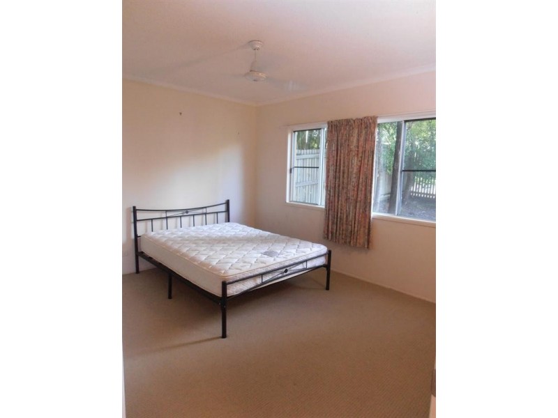 1/24 Island Drive, Cannonvale QLD 4802