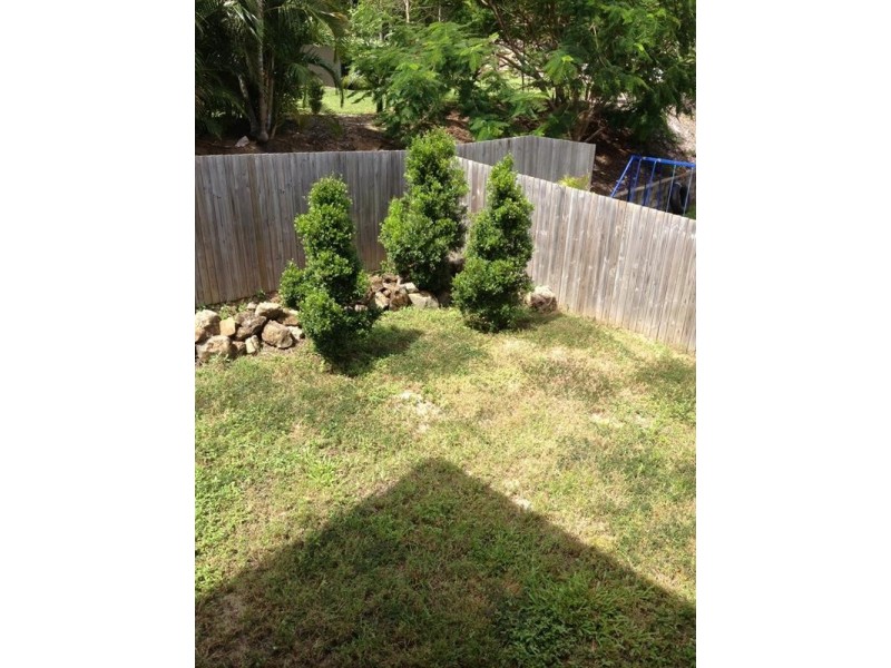 2/75 Country Road, Cannonvale QLD 4802