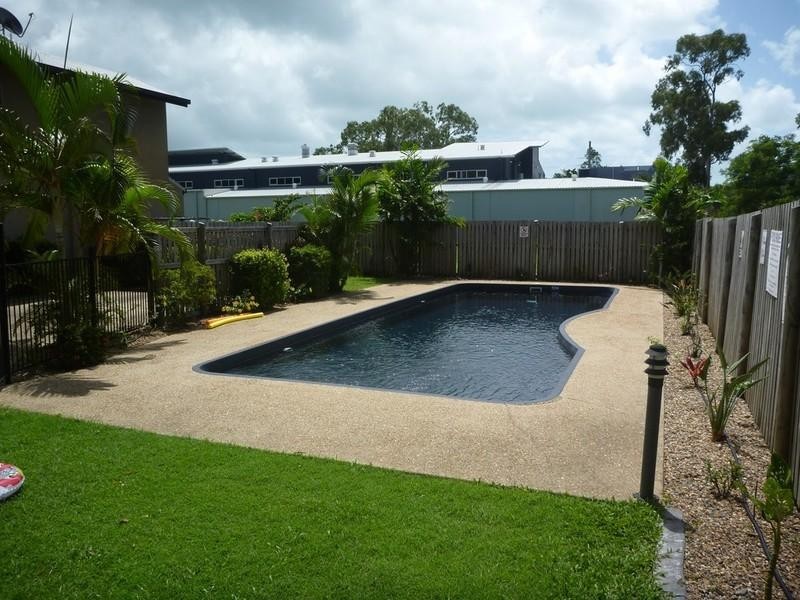 6/5 Erromango Drive, Jubilee Pocket QLD 4802