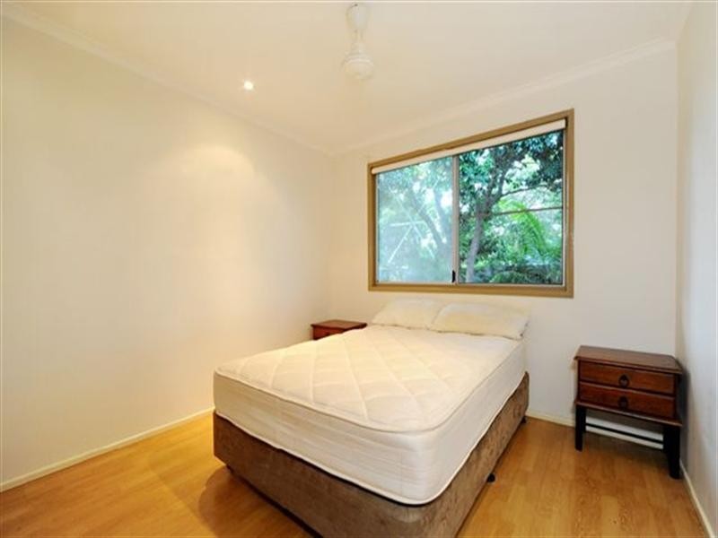 2 Picaninni Close, Cannonvale QLD 4802