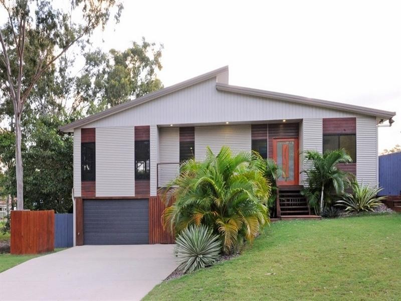 1 Jonquill Court, Cannonvale QLD 4802
