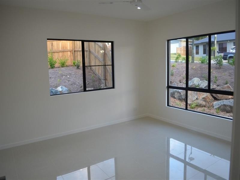 90 Country Road, Cannonvale QLD 4802