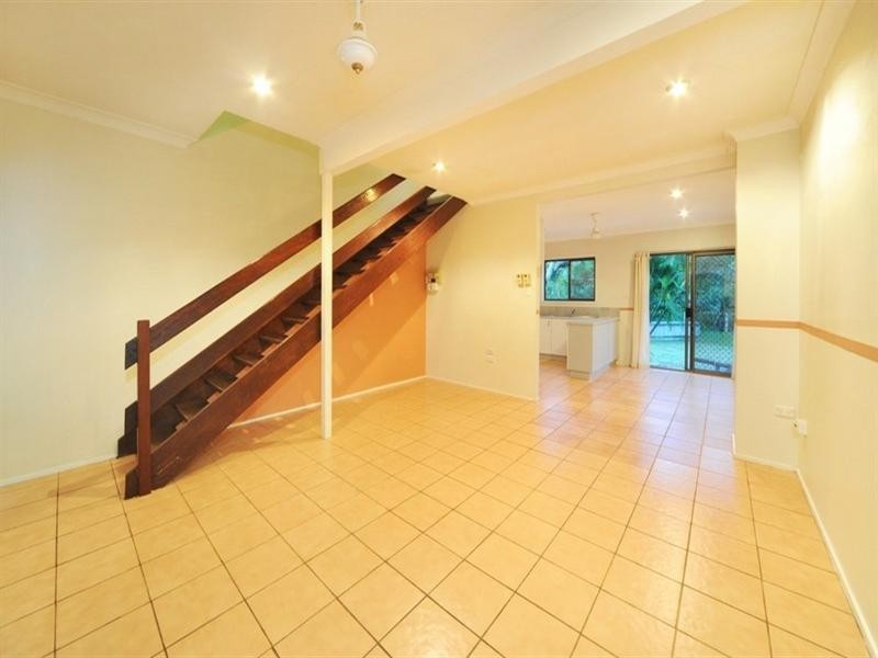 4/11 Tropic Road, Cannonvale QLD 4802