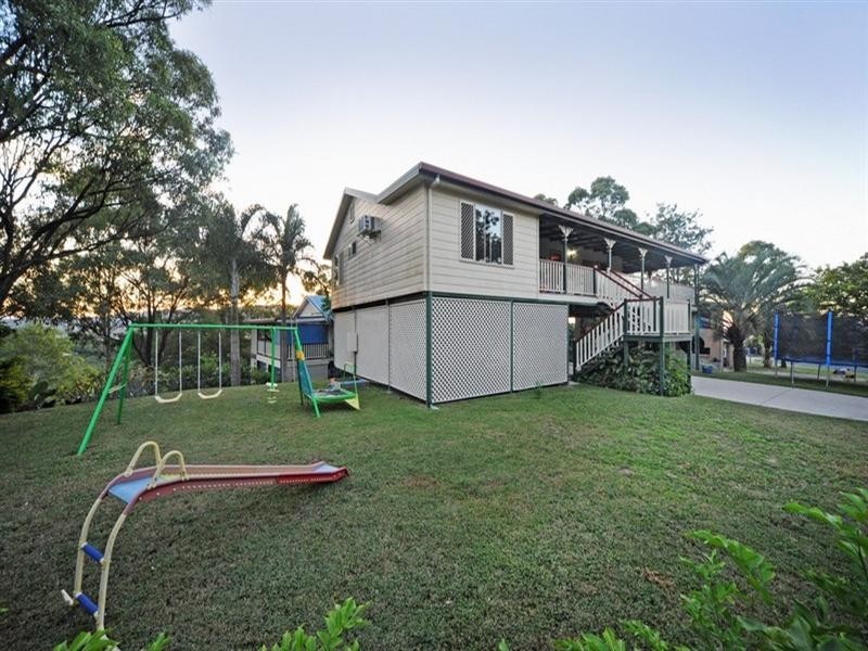 11 Macona Crescent, Cannonvale QLD 4802
