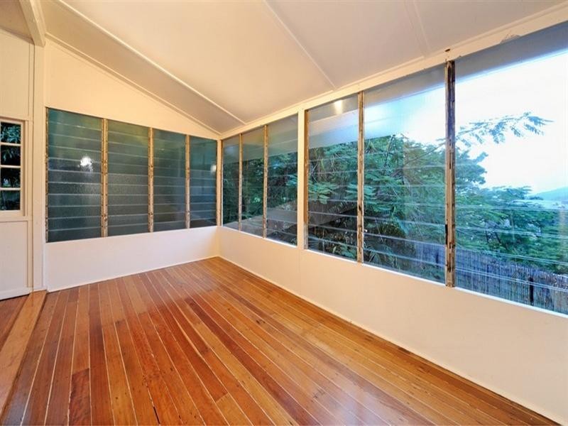 237 Shute Harbour Road, Airlie Beach QLD 4802