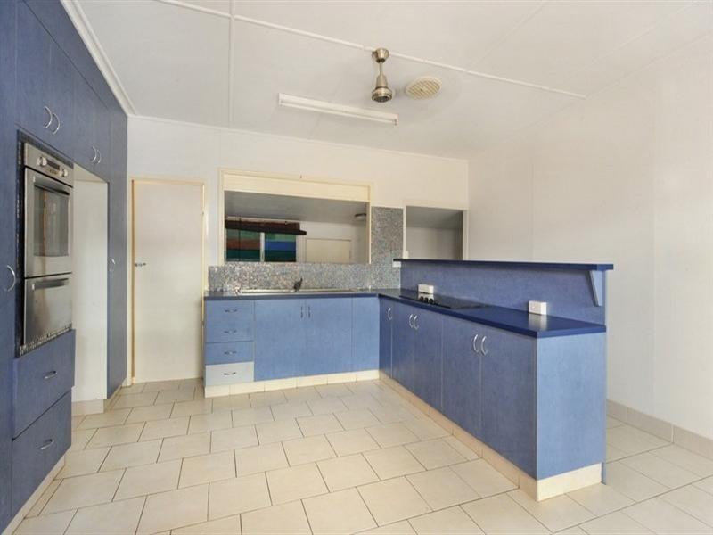 239 Shute Harbour Road, Airlie Beach QLD 4802