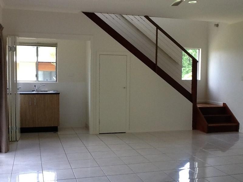 53 Eshelby Drive, Cannonvale QLD 4802