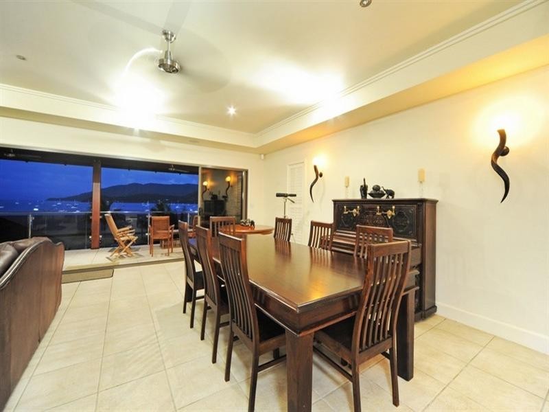 18 Broadwater Avenue, Airlie Beach QLD 4802