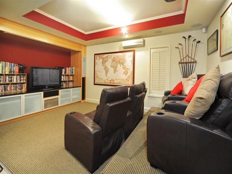 18 Broadwater Avenue, Airlie Beach QLD 4802