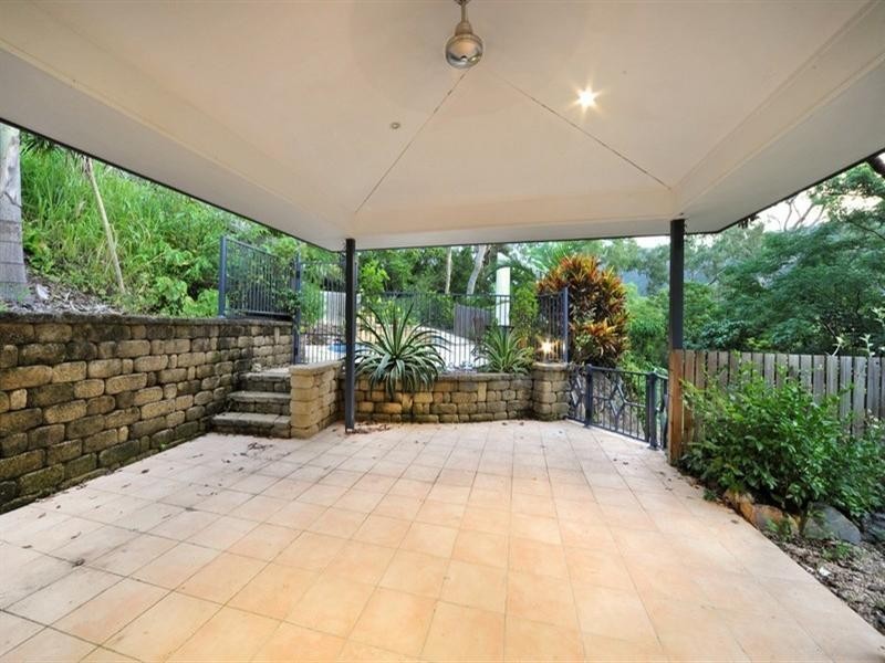 65 Namanula Drive, Flametree QLD 4802