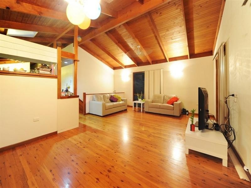 3 Macona Crescent, Cannonvale QLD 4802